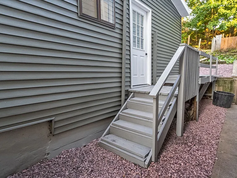 439 W Church St — Photo 42