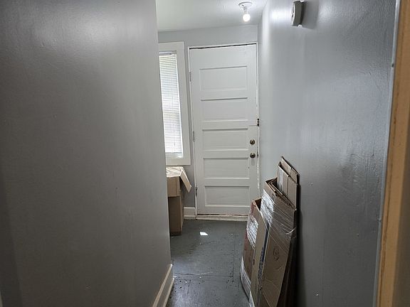 4th image of 1011 N Ripley St