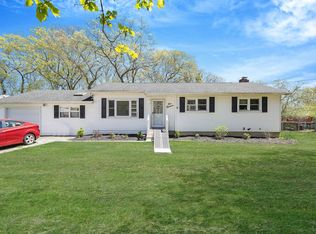 113 Mayfield Dr, Mastic Beach, NY 11951