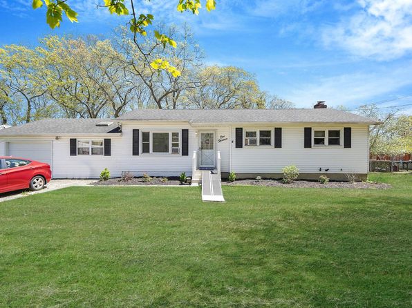 113 Mayfield Drive, Mastic Beach, NY 11951