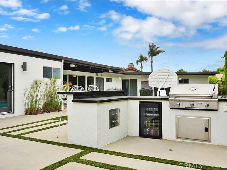 2000 Nautilus Ln — Photo 34