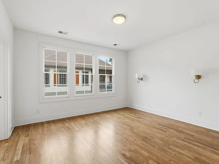 404 Woodmont Hall Pl — Photo 43