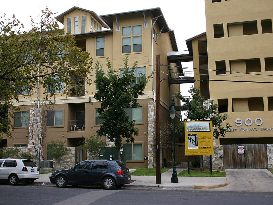 1st image of 900 W 23rd St #202