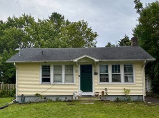 605 16th St, Kenosha, WI 53140