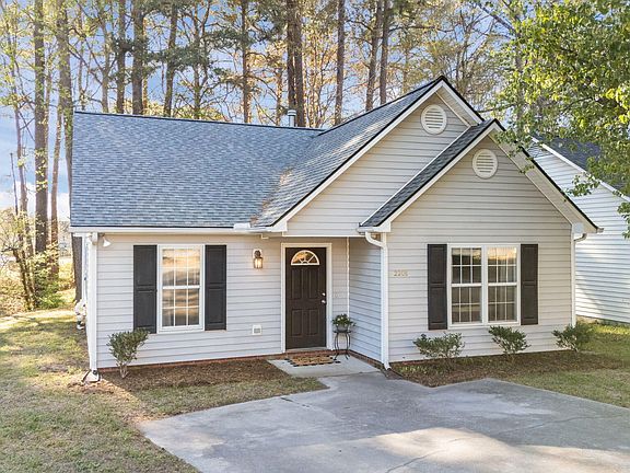 2nd image of 2208 Walnut Ridge Ct