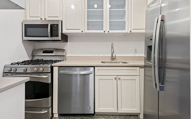 Sold by Douglas Elliman | media 4