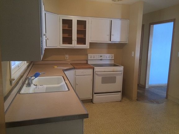 5th image of 113 S Nina St