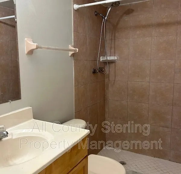 923 Bryan Ct — Photo 10