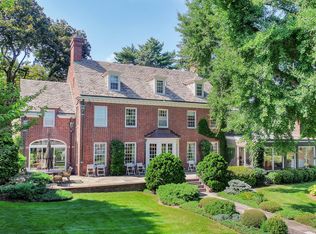 8 Broad Rd, Greenwich, CT 06830