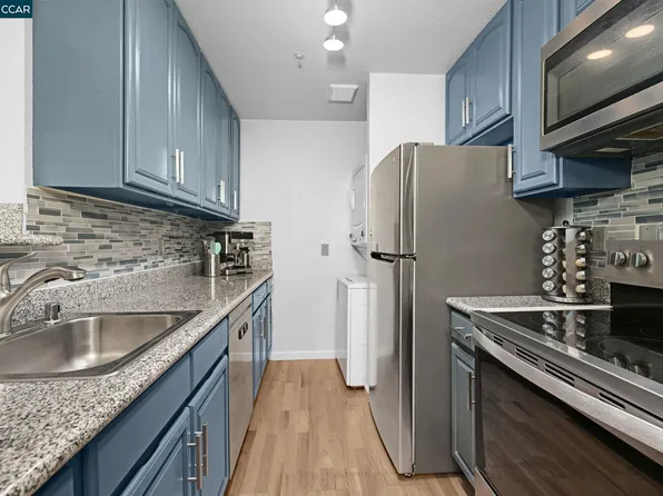 1410 Bel Air Dr APT 203, Concord, CA 94521