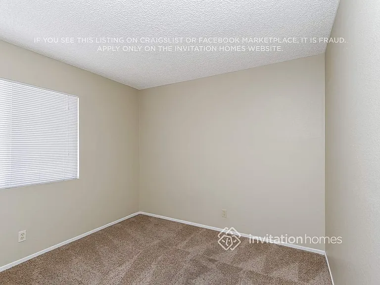 330 Templeton Dr — Photo 15