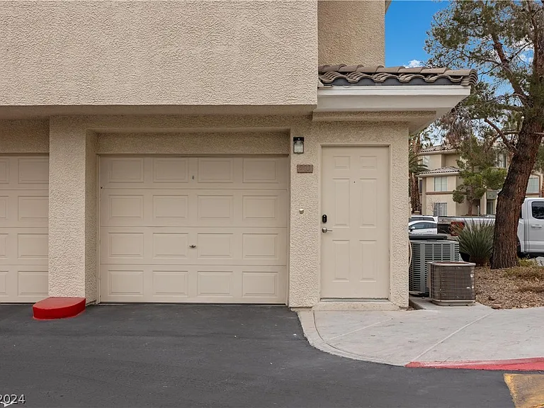 7107 S Durango Dr #203 — Photo 26