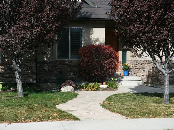 3rd image of 5184 W Ashland Rose Dr
