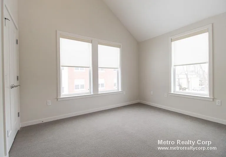 31 Cottage Park Ave #31 — Photo 8