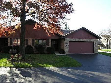 1st image of 49 Castle Rock Ln