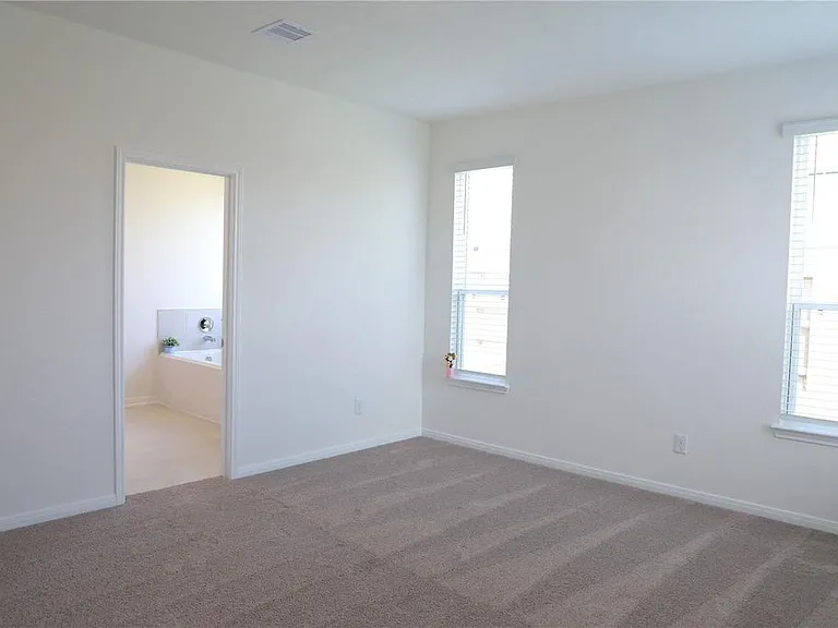 1419 Capitola Ln — Photo 14