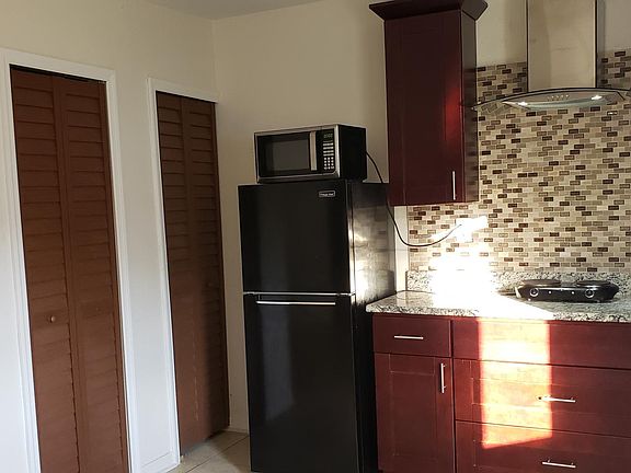 4th image of 6307 S Renellie Ct