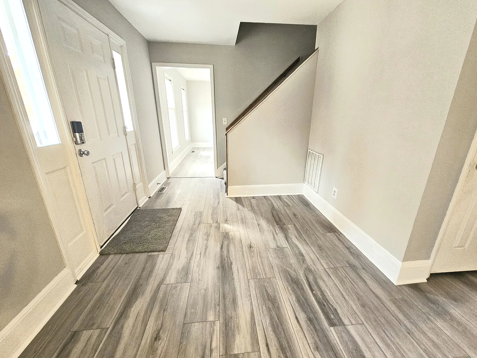 3 bed, 2.5 bath, 2164 sqft, $1,945 — Photo 4