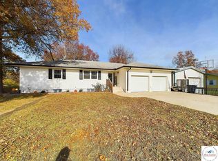 15 SE 215th Rd, Warrensburg, MO 64093