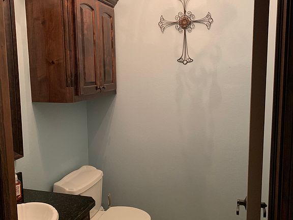 4th image of 100 Liberty Cir