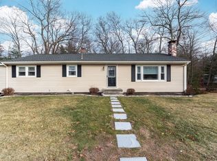 2 Woodruff Rd, Clinton, MA 01510