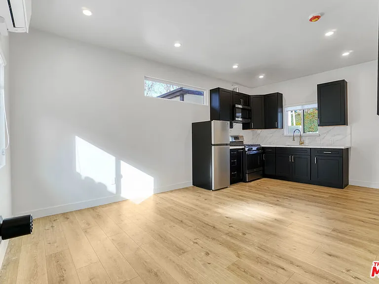 13424 Debby St #1 — Photo 8