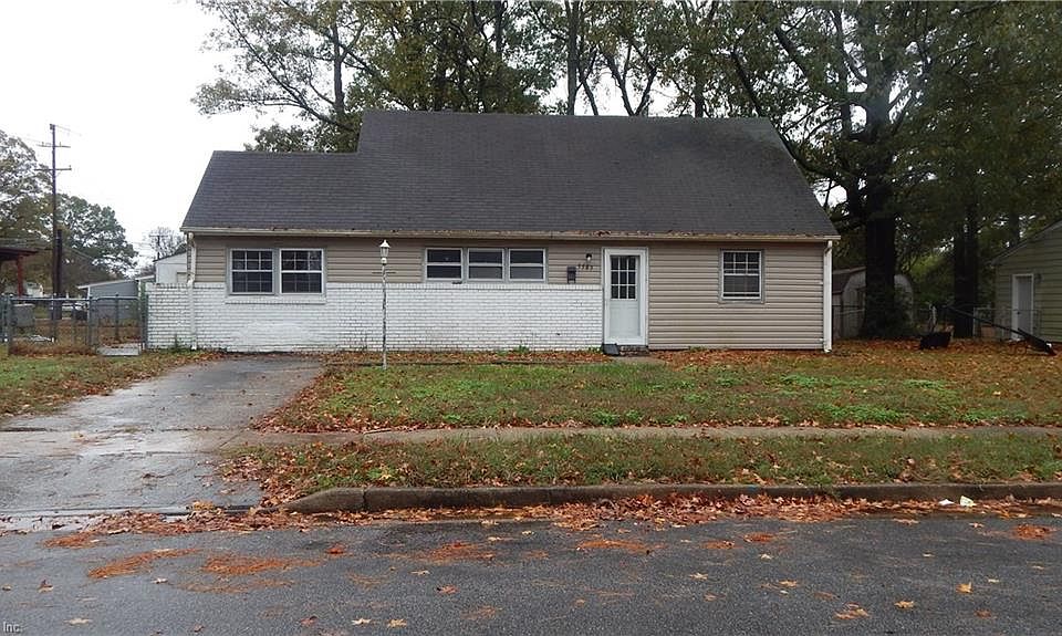 1st image of 5583 Deepdale Dr