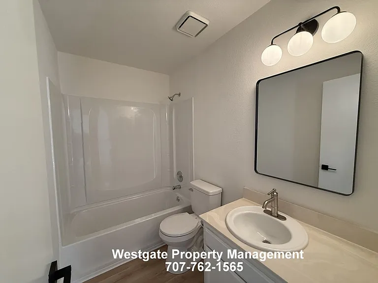 240 Park Place Dr — Photo 9