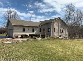 N5962 Spruce Dr, Elkhorn, WI 53121