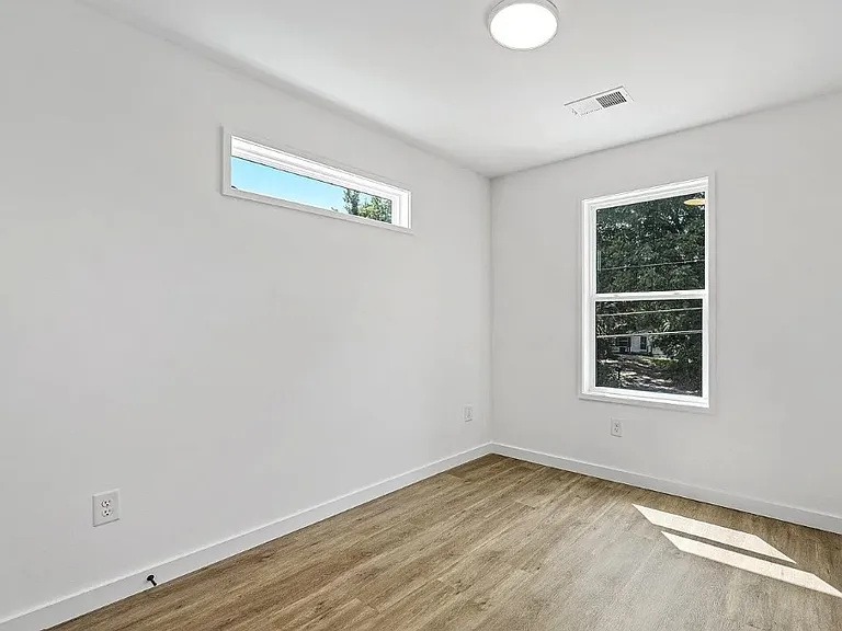 305 Donaldson Rd #B — Photo 11