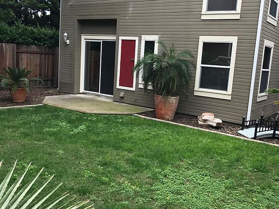 3rd image of 1310 Q St
