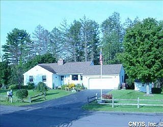 1st image of 16 Gillette Ln