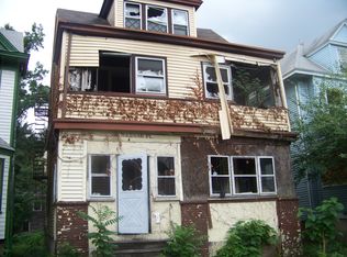 16 Nassau Pl, East Orange, NJ 07018