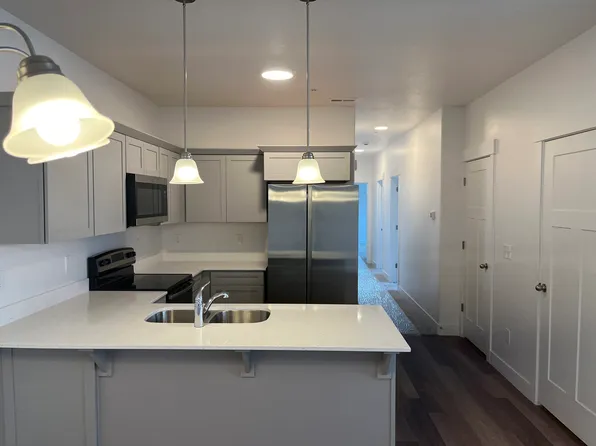 724 W Desert Willow Dr #A203, Mapleton, UT 84664