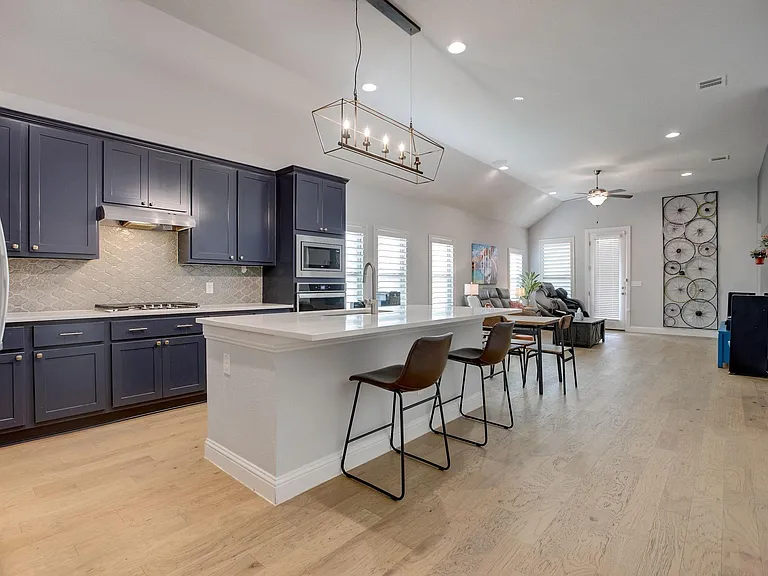 2629 Longhorn Ranch Ct — Photo 4