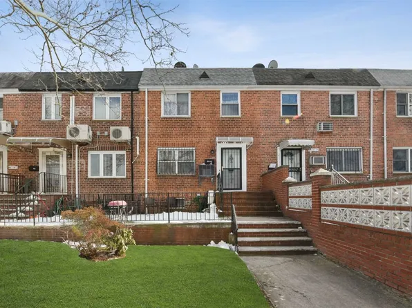 15030 76th Rd, Flushing, NY 11367