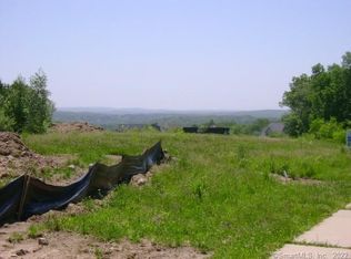 16 Sunrise Ln, East Hampton, CT 06424