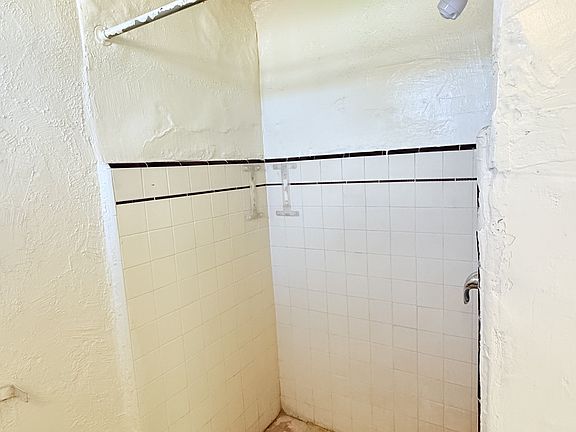 2nd image of 3274 E Benson Hwy #17543636