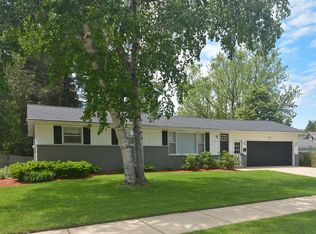 222 S Park St, Zeeland, MI 49464
