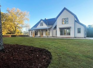 526 Spring Place Rd NE, White, GA 30184