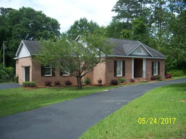 1109 Prestwood Bridge Rd, Andalusia, AL 36421