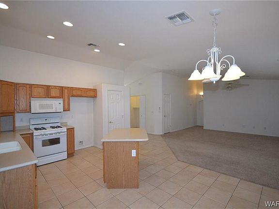 5th image of 1941 E Desert Greens Ln