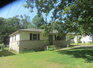 909 Wildwood Ave, Sherwood, AR 72120