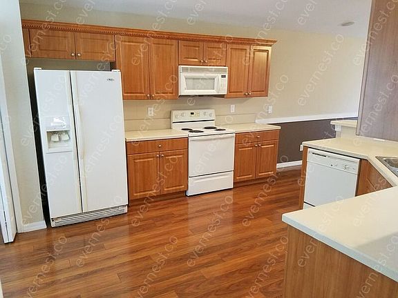2nd image of 11824 Autumn Creek Dr