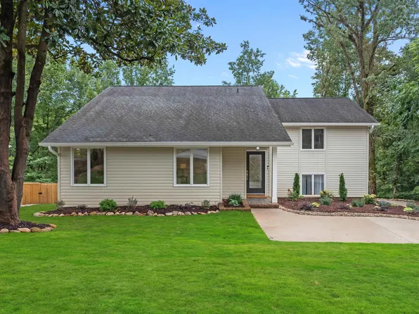 301 Sugar Creek Ln, Greer, SC 29650