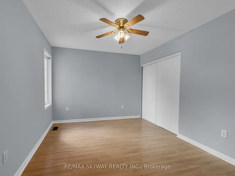 16 Raccoon St — Photo 30