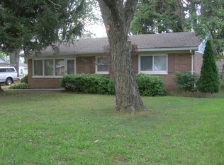 48661 Sully Dr, Belleville, MI 48111