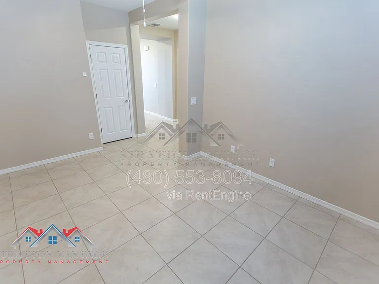 15769 W Voltaire St — Photo 7