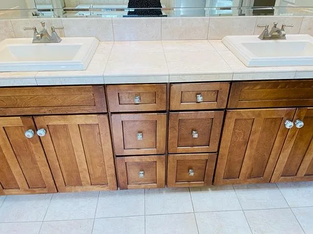 734 Chimalus Dr — Photo 25