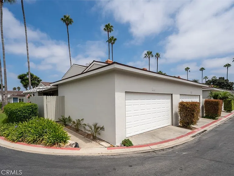 8115 Woolburn Dr — Photo 19